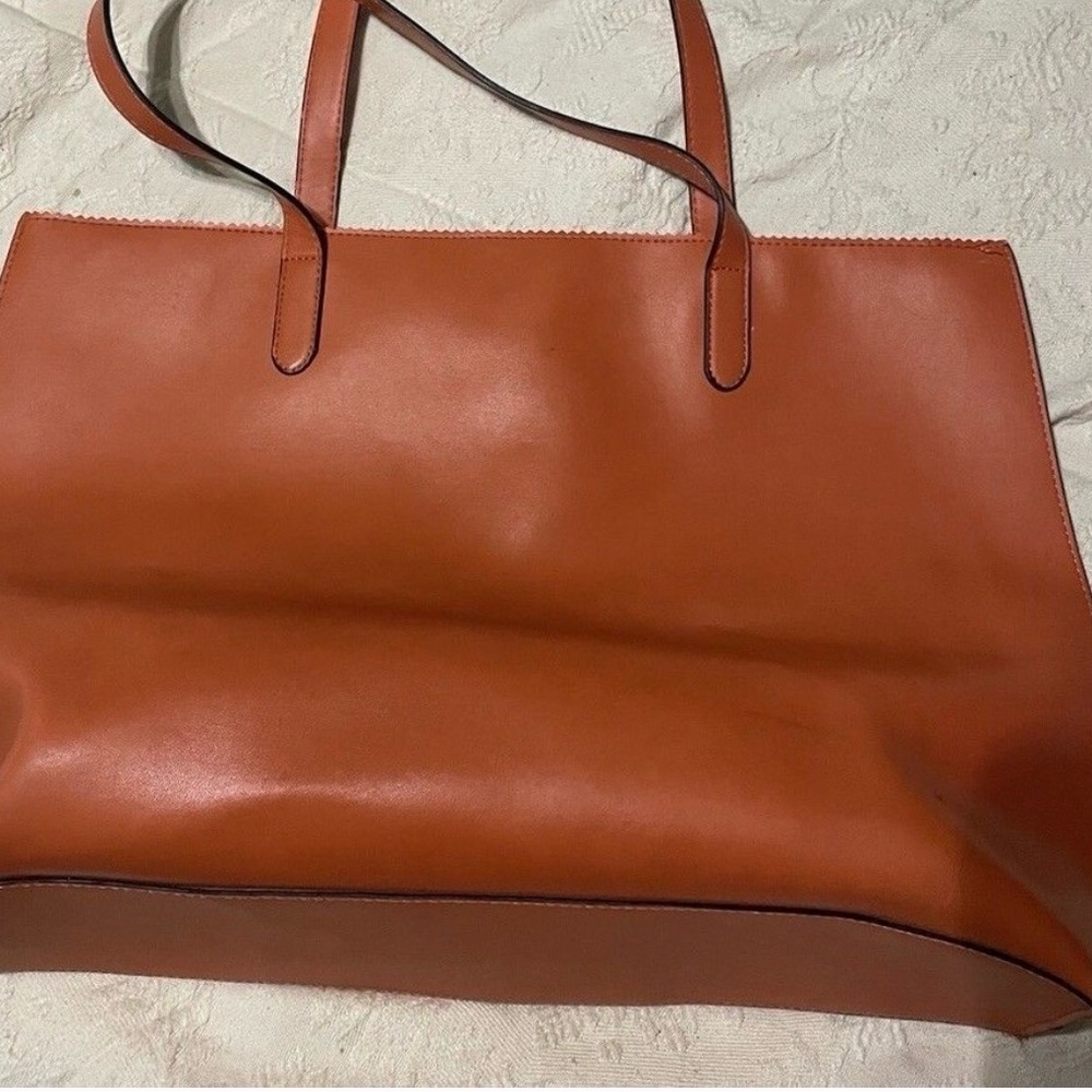 Neiman Marcus Orange Laser Cut Medallion Tote - Picture 3 of 4